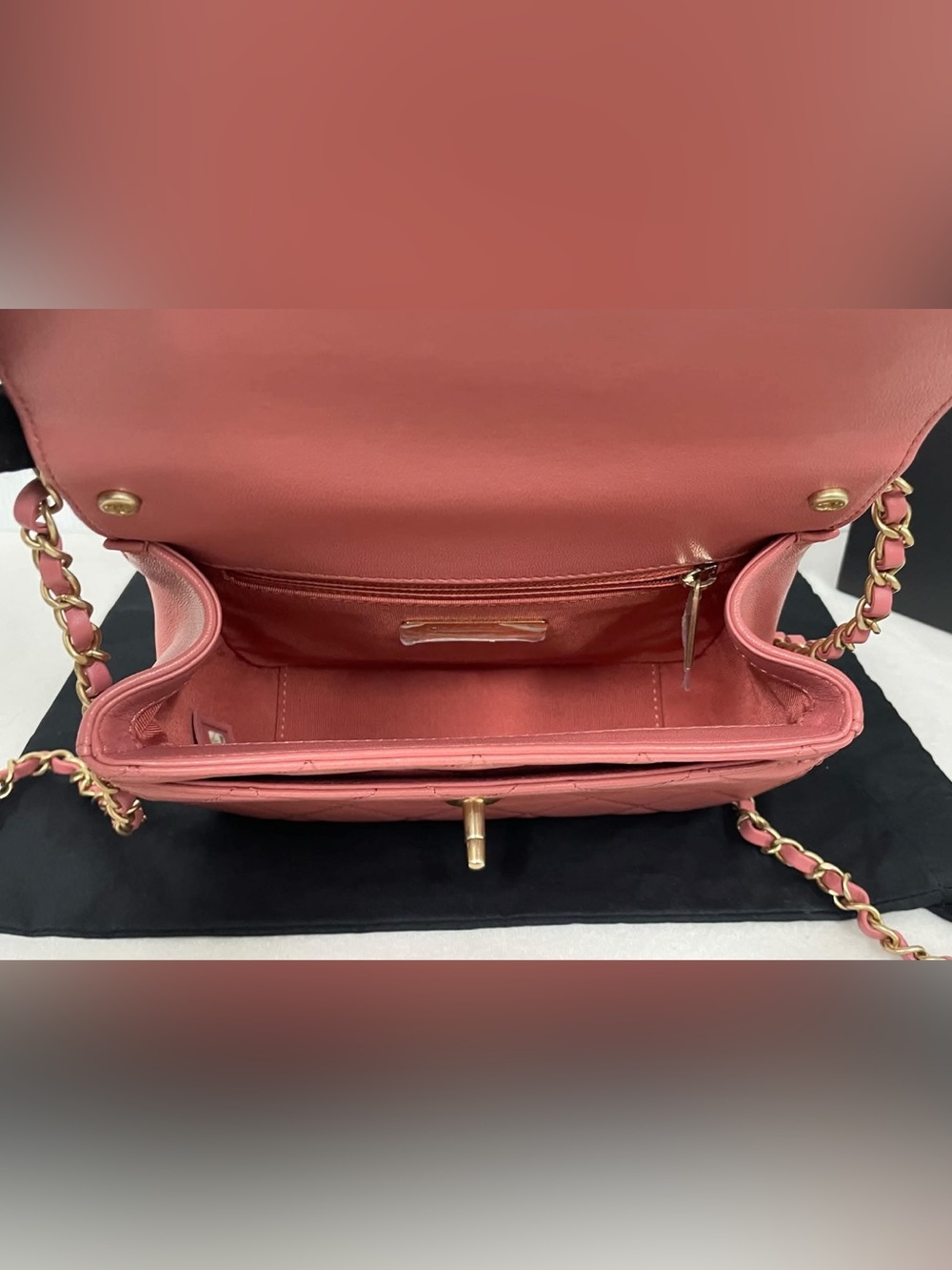 Chanel Rose Quilted Lambskin Chain Infinity Shoulder Bag - Picture 9 of 12